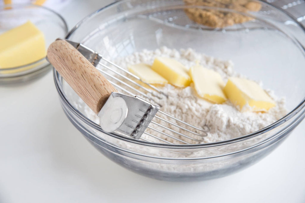 Fox Run Brands - Fox Run Stainless Steel Wire Pastry Blender, 5" x 4" x 1.25"