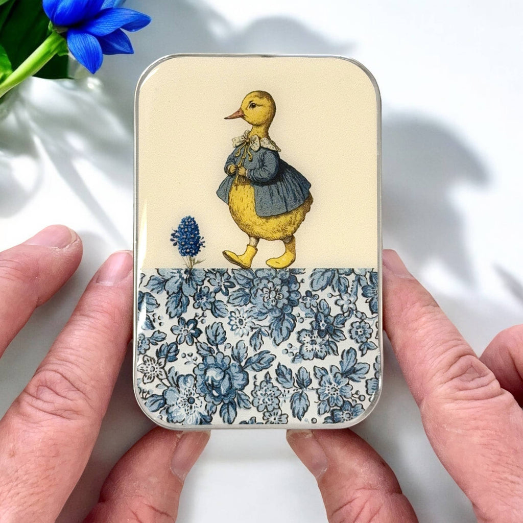 Duck and flower notions tin: Small