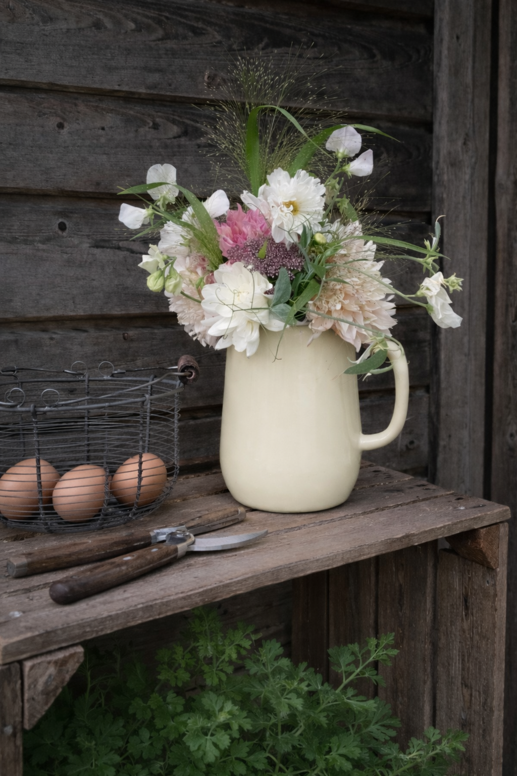 STP - Ivory Vintage Enamel Jug Pitcher