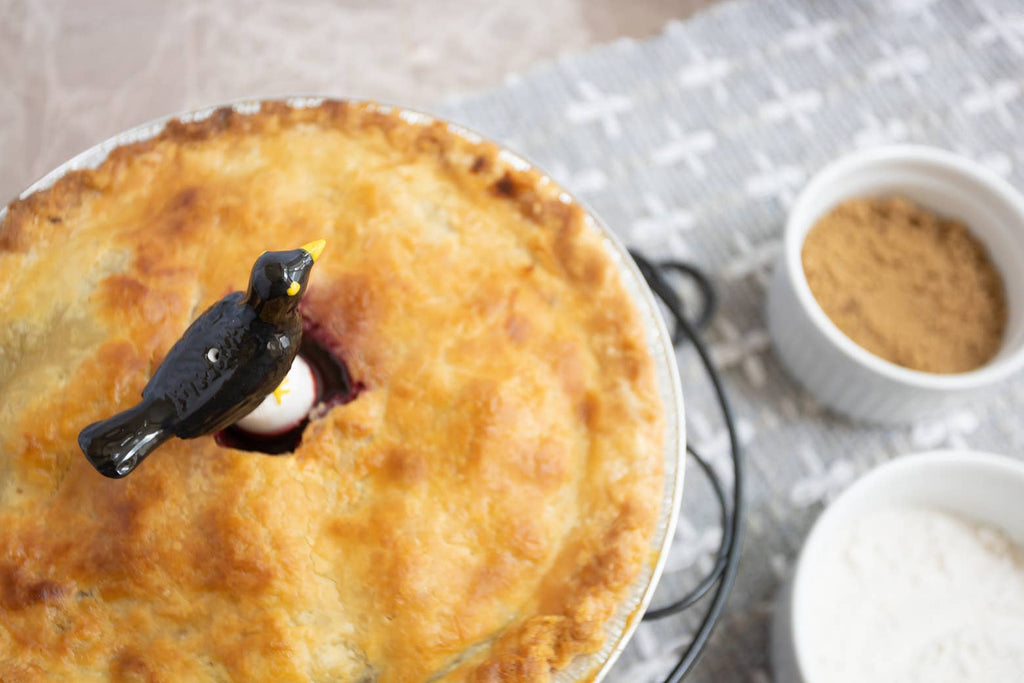Fox Run Brands - Fox Run Blackbird Pie Vent, Pie Bird For Baking, 3” x 3.25”
