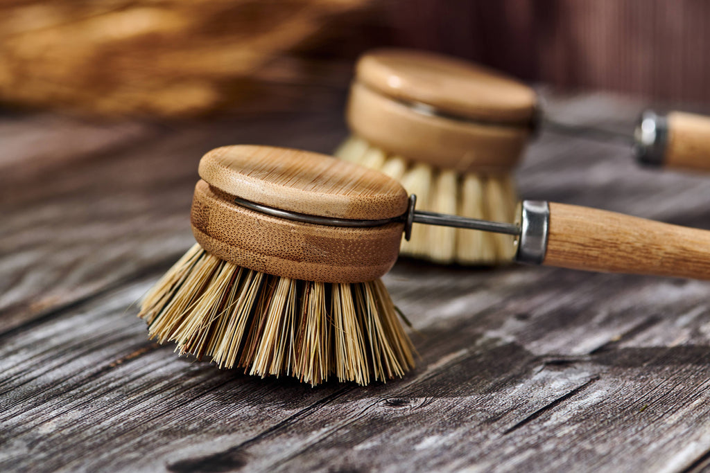 Desesh - Long Handle Wood & Metal Dish Brush (Plastic Free): Mixed Pack of Softer & Firmer Bristles